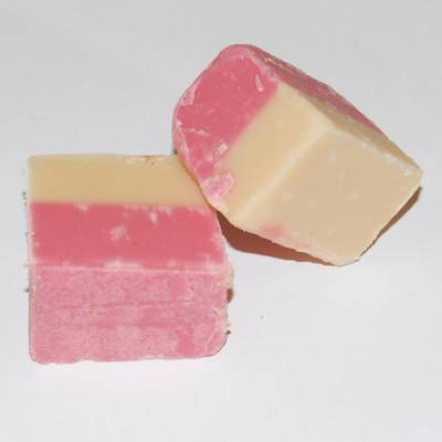 Strawberries & Cream Fudge